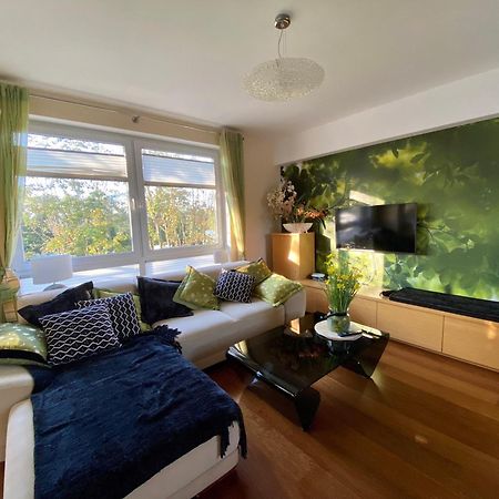 Seaside Apartment With Parking & Ac - 150 M To The Beach By Noclegi Renters Miedzyzdroje Exterior photo